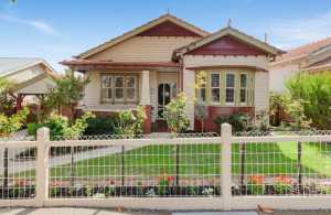 Pretty Coburg weatherboard