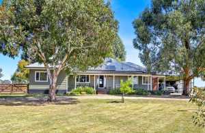 Sprawling rural property in Creswick