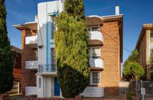 Art Deco beauty in Elwood