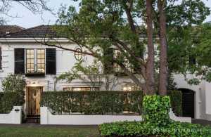 Lovely Malvern apartment