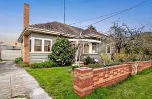 Weatherboard in Newington