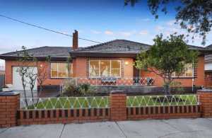 Brick property in Sunshine